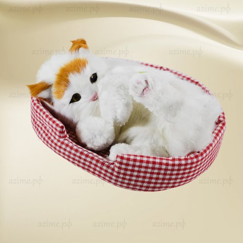 Кошка в большой текстильной корзине (20*500)