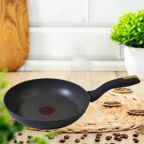 Сковорода 32-202 d24см (6)